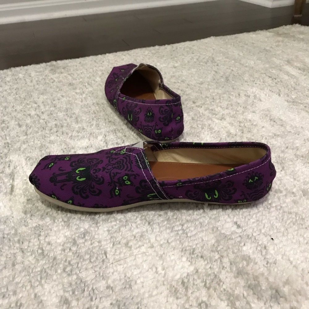 TOMS - Picture 10 of 10